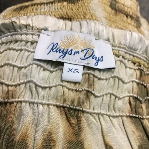 Rays for Days Mila Dress* - Picture 7 of 8